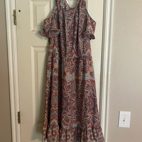 LC Lauren Conrad Gray and Orange Cold Shoulder Maxi Dress - Picture 1 of 3